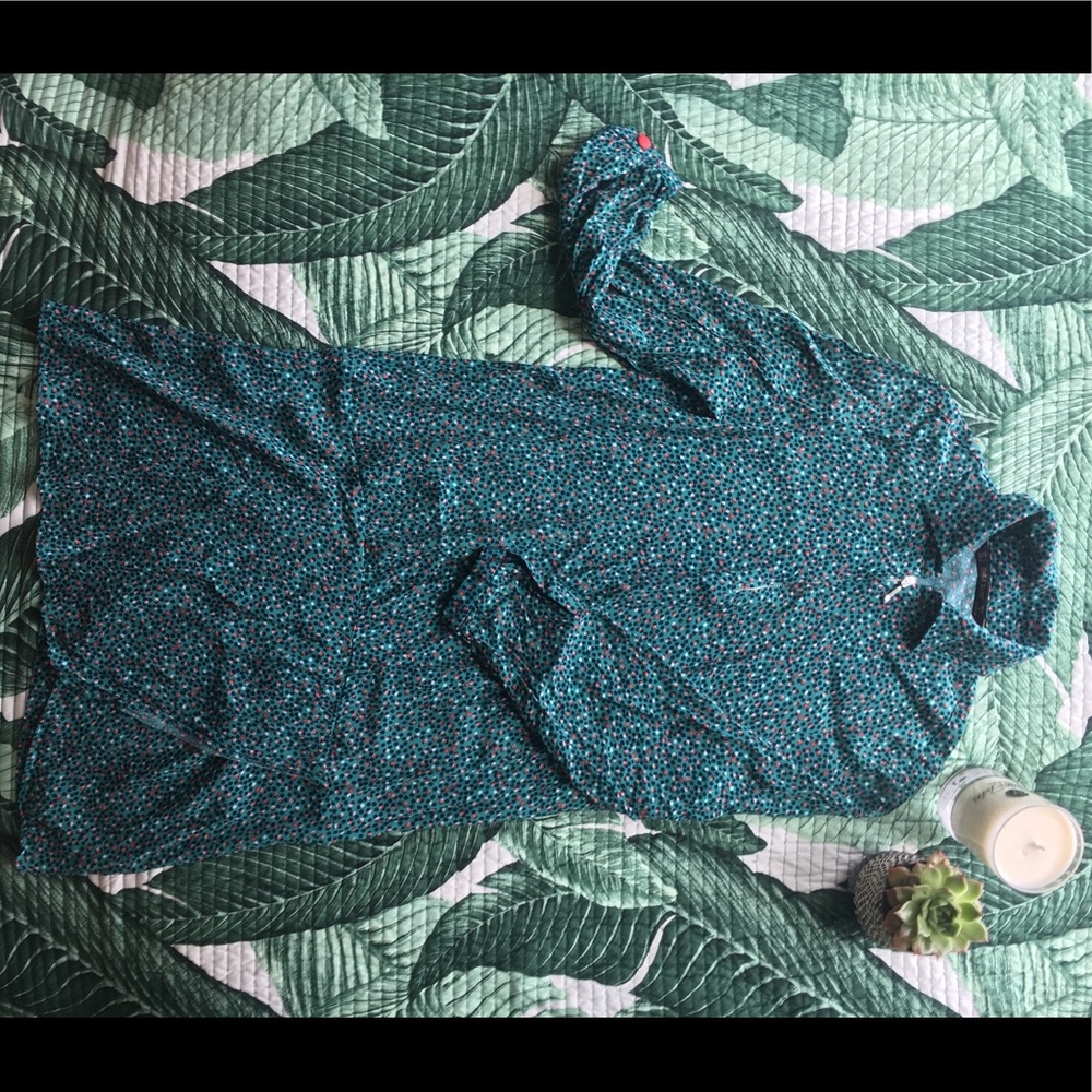 SOLD — Retro Chíc Lightweight Dress